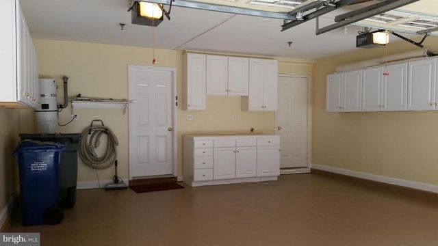 1632 COLONIAL HILLS DR, Mclean, VA 22102