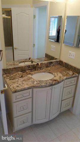 1632 COLONIAL HILLS DR, Mclean, VA 22102