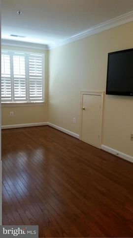 1632 COLONIAL HILLS DR, Mclean, VA 22102