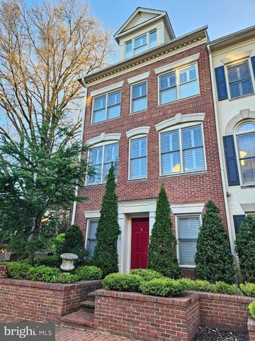 1632 COLONIAL HILLS DR, Mclean, VA 22102