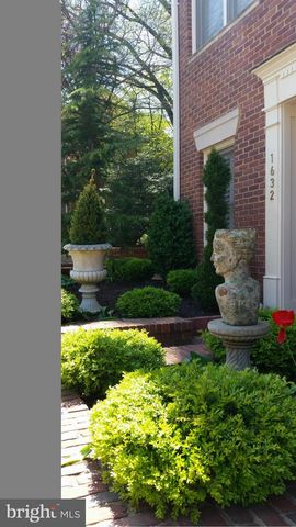 1632 COLONIAL HILLS DR, Mclean, VA 22102