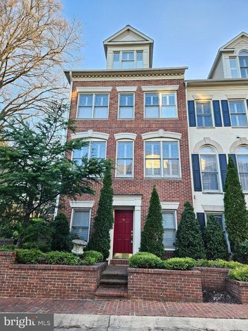 1632 COLONIAL HILLS DR, Mclean, VA 22102