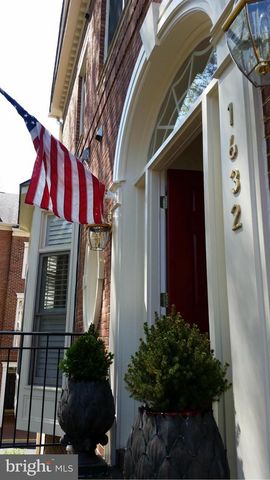 1632 COLONIAL HILLS DR, Mclean, VA 22102