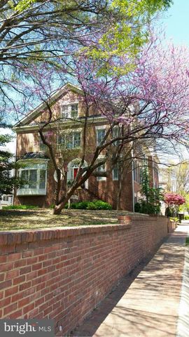 1632 COLONIAL HILLS DR, Mclean, VA 22102