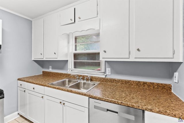 103 Woodlawn Avenue, Warner Robins, GA 31093