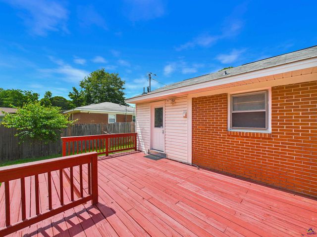 103 Woodlawn Avenue, Warner Robins, GA 31093