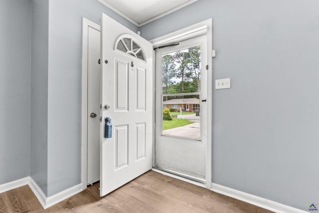 103 Woodlawn Avenue, Warner Robins, GA 31093