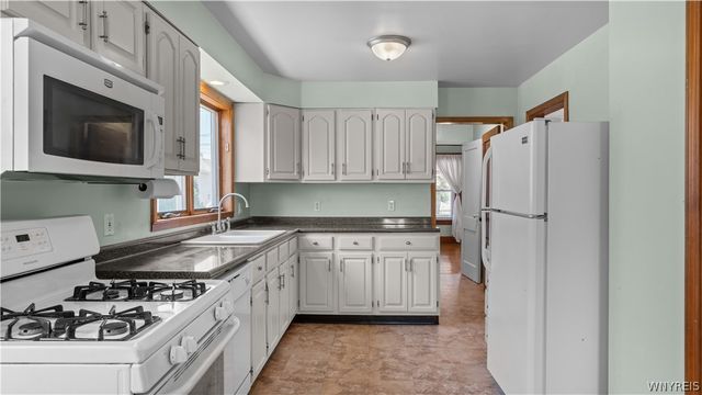 55 Pries Avenue, Buffalo, NY 14220