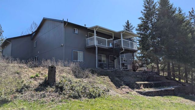 4807 E Chatteroy Rd, Chattaroy, WA 99003