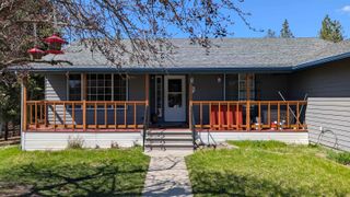 4807 E Chatteroy Rd, Chattaroy, WA 99003