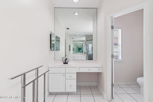8205 BAY TREE Lane, Jacksonville, FL 32256