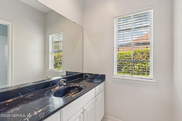 8205 BAY TREE Lane, Jacksonville, FL 32256
