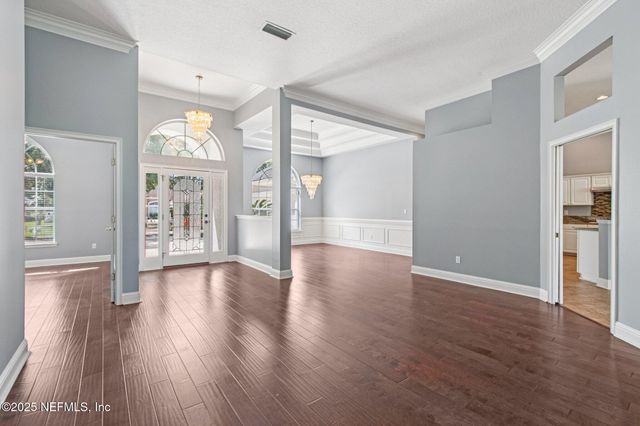 8205 BAY TREE Lane, Jacksonville, FL 32256
