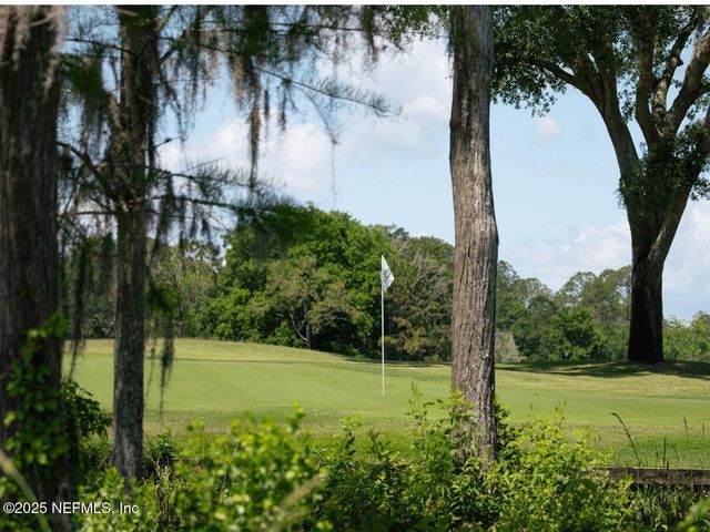 8205 BAY TREE Lane, Jacksonville, FL 32256