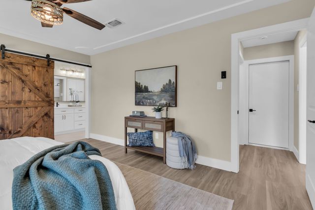 5529 Wood View Street, North Richland Hills, TX 76180