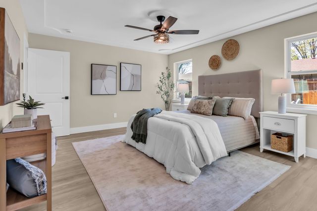 5529 Wood View Street, North Richland Hills, TX 76180