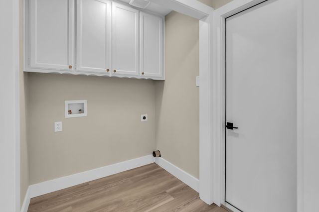 5529 Wood View Street, North Richland Hills, TX 76180