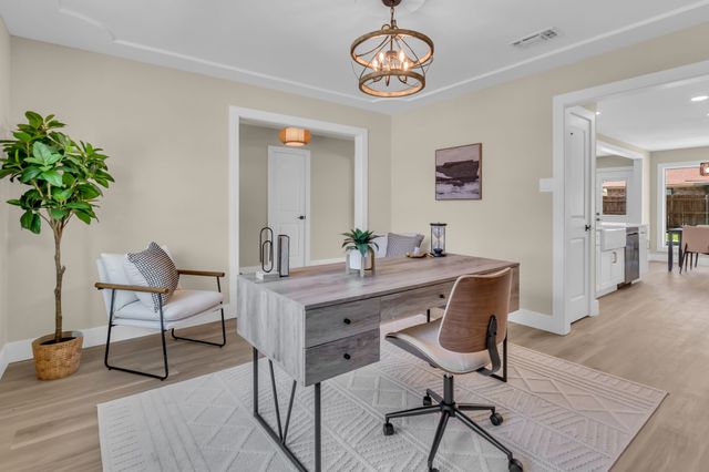 5529 Wood View Street, North Richland Hills, TX 76180