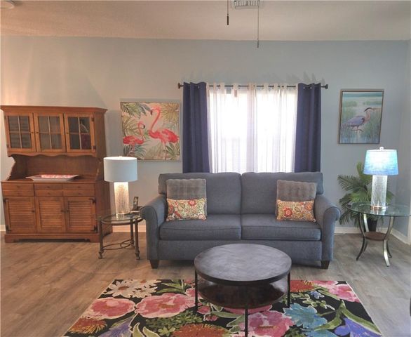 441 Tamarind Place, Vero Beach, FL 32962