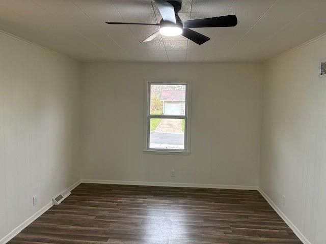 13628 Applewood Drive, Grandview, MO 64030