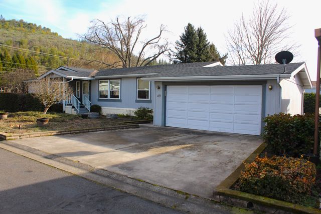 20055 Highway 62 UNIT 49, Shady Cove, OR 97539