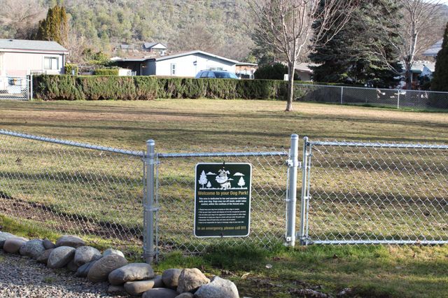 20055 Highway 62 UNIT 49, Shady Cove, OR 97539