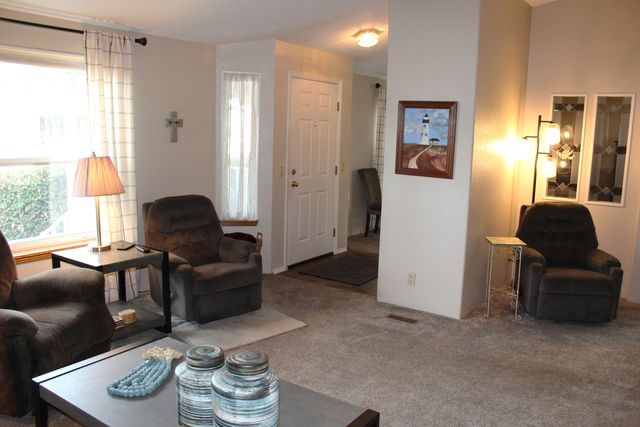 20055 Highway 62 UNIT 49, Shady Cove, OR 97539