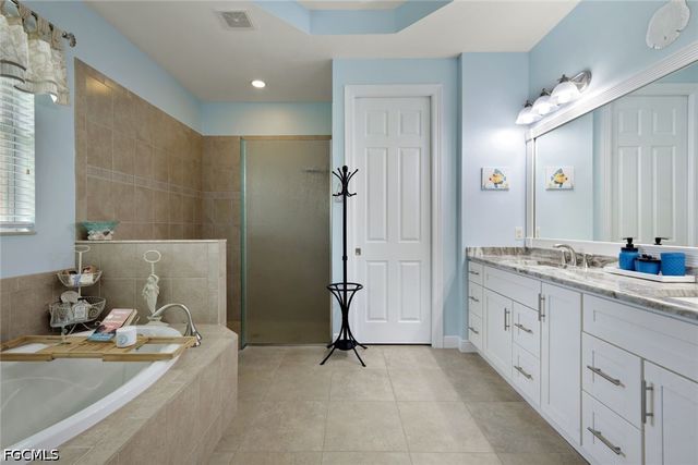 8554 Banyan Bay BLVD, Fort Myers, FL 33908