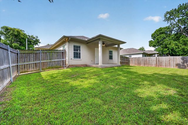 4404 Harris Street, Greenville, TX 75401