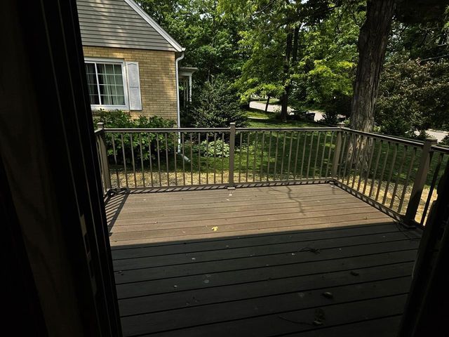 915 Sutherland Avenue, Janesville, WI 53545