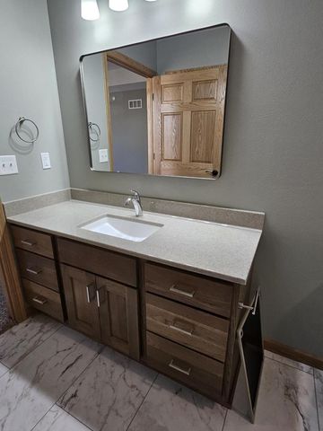 915 Sutherland Avenue, Janesville, WI 53545