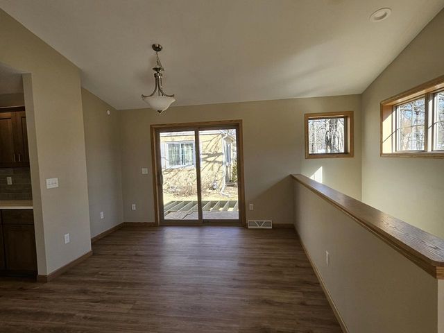 915 Sutherland Avenue, Janesville, WI 53545