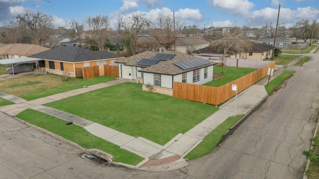 8651 Flossie Mae Street, Houston, TX 77029