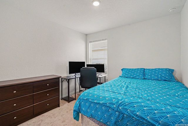 530 Primrose Ln, San Antonio, TX 78227