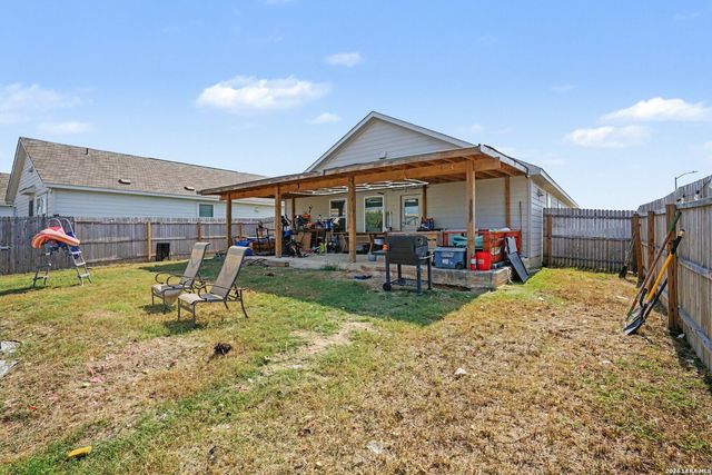 530 Primrose Ln, San Antonio, TX 78227