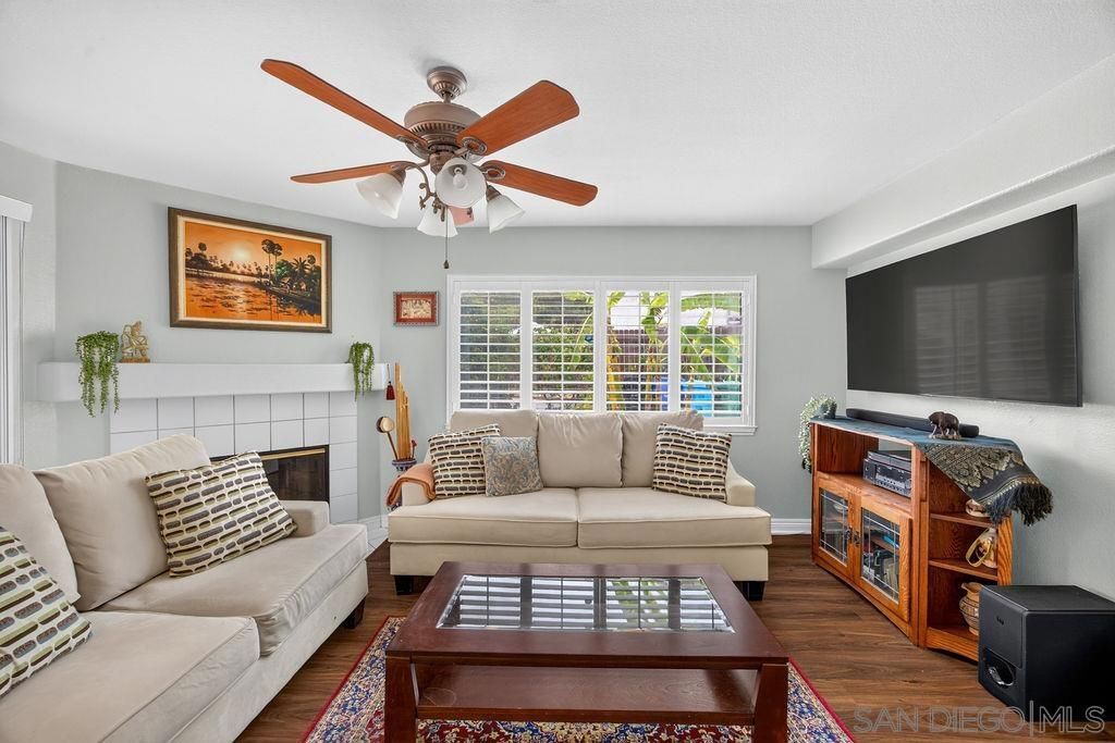 Image 12 of property listing at 1380 Plaza Vista, San Diego, CA 92114