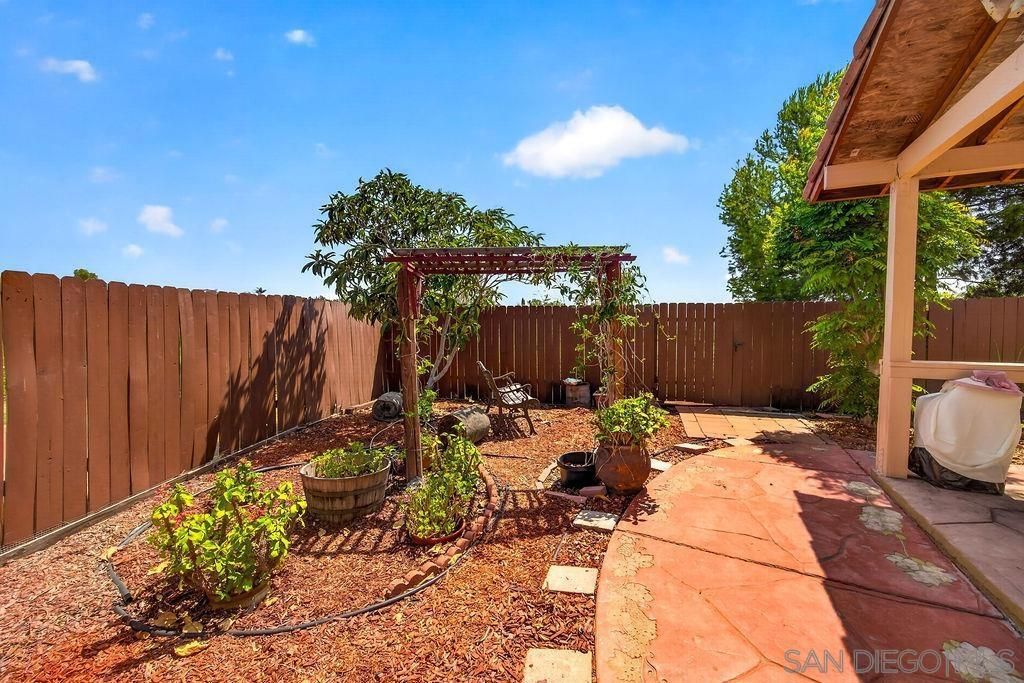 Image 55 of property listing at 1380 Plaza Vista, San Diego, CA 92114