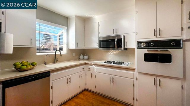 5510 Alaska Dr, Concord, CA 94521