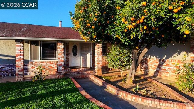 5510 Alaska Dr, Concord, CA 94521