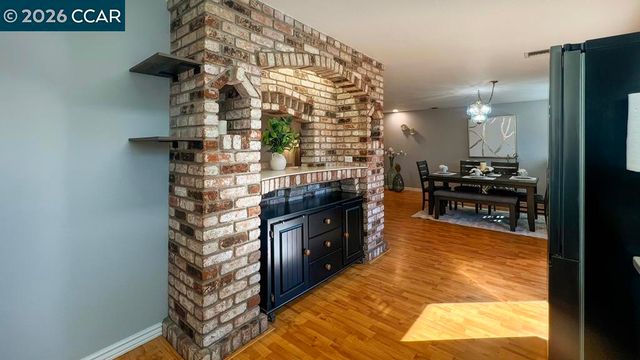 5510 Alaska Dr, Concord, CA 94521