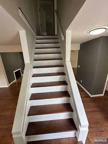 180 Kinderkamack Road, Hillsdale, NJ 07642