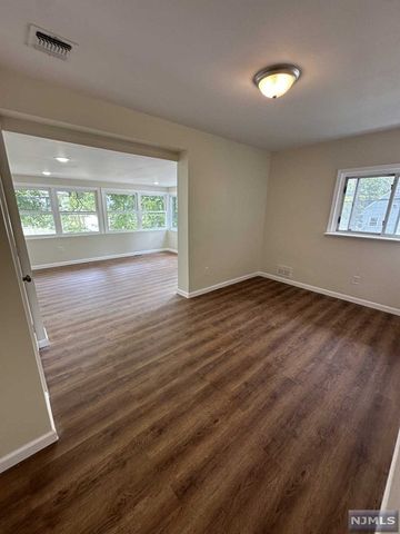 180 Kinderkamack Road, Hillsdale, NJ 07642