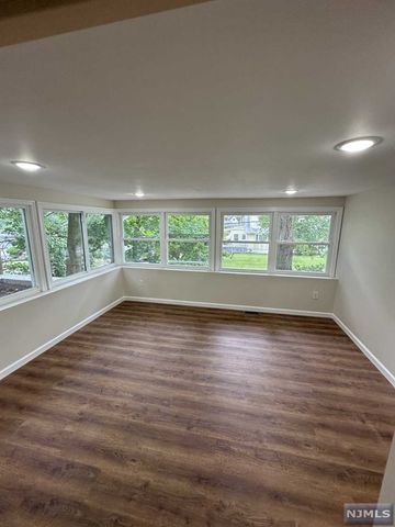 180 Kinderkamack Road, Hillsdale, NJ 07642