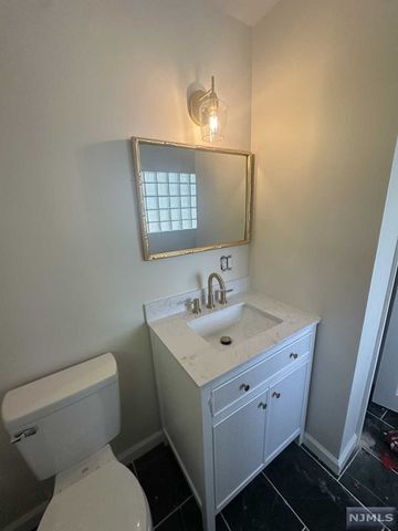 180 Kinderkamack Road, Hillsdale, NJ 07642