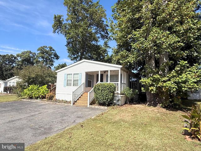 35237 BREAKERS ST #E-711, Long Neck, DE 19966