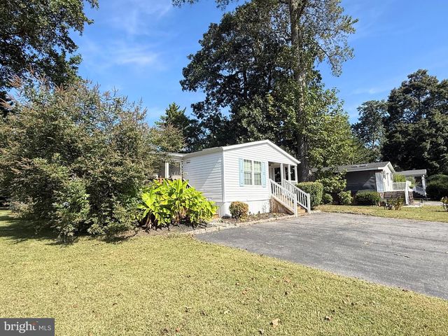 35237 BREAKERS ST #E-711, Long Neck, DE 19966