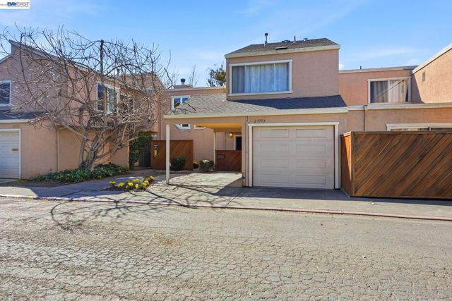 27773 Pistachio Ct, Hayward, CA 94544