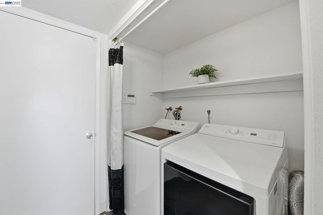 27773 Pistachio Ct, Hayward, CA 94544