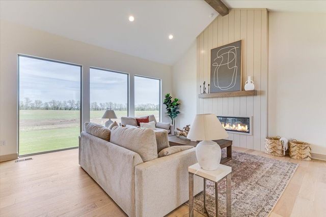 253 N Ciderbluff Ct., Wichita, KS 67052