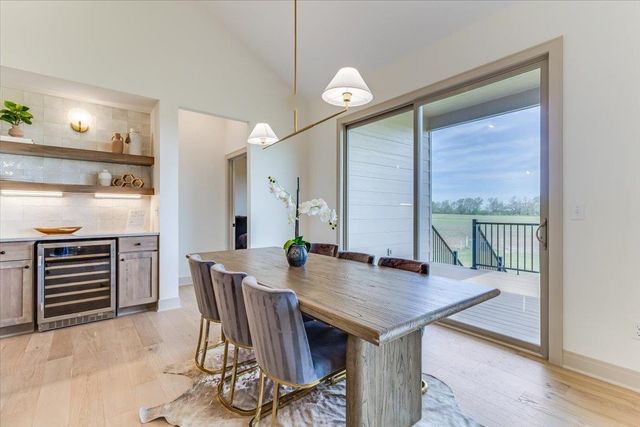 253 N Ciderbluff Ct., Wichita, KS 67052